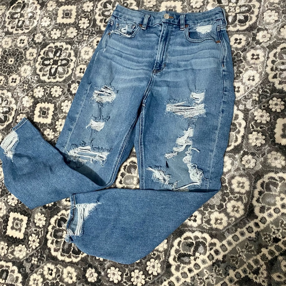 American Eagle Mom Jean